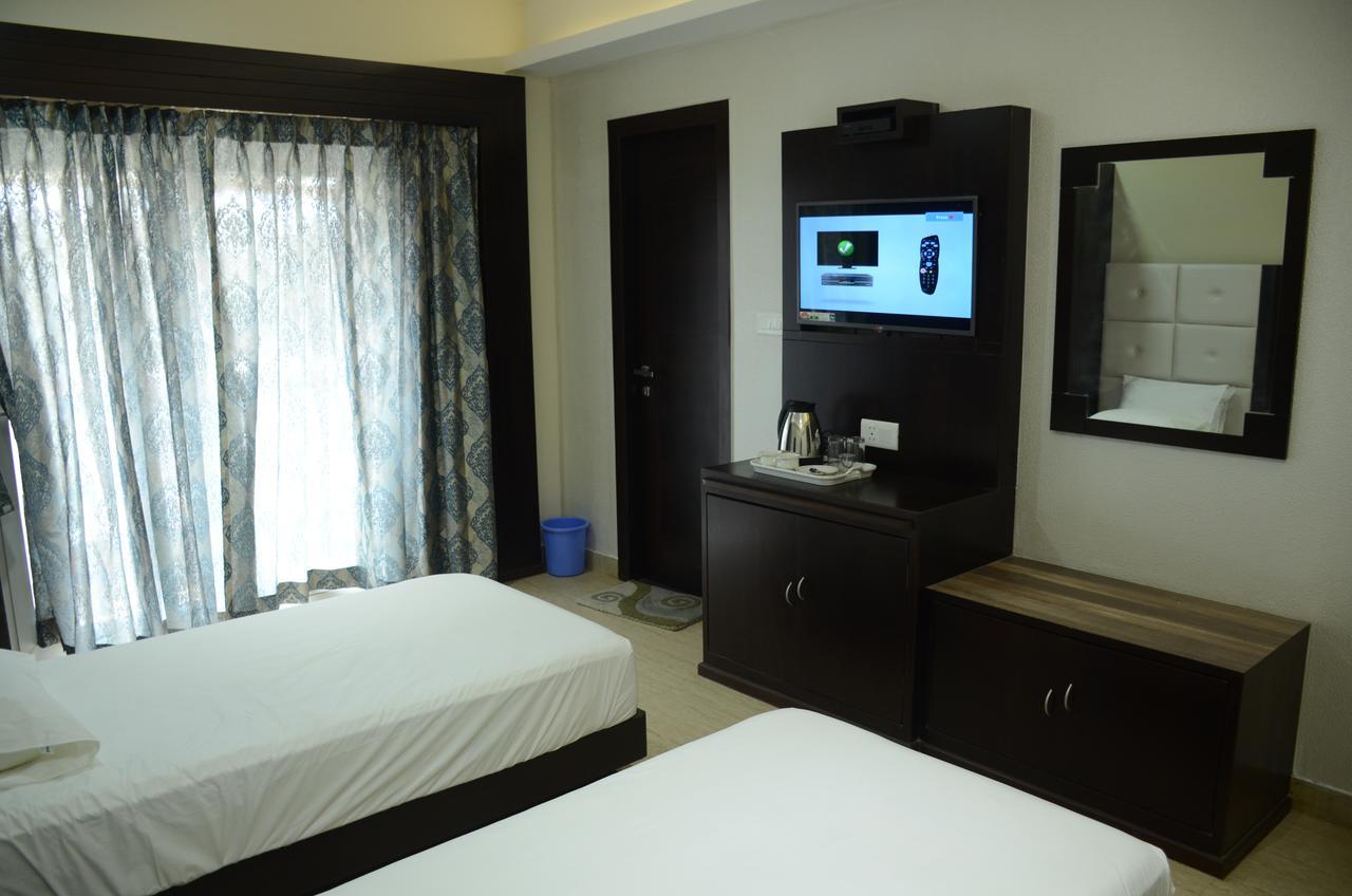 Blue Bay Resort Puri Exterior photo